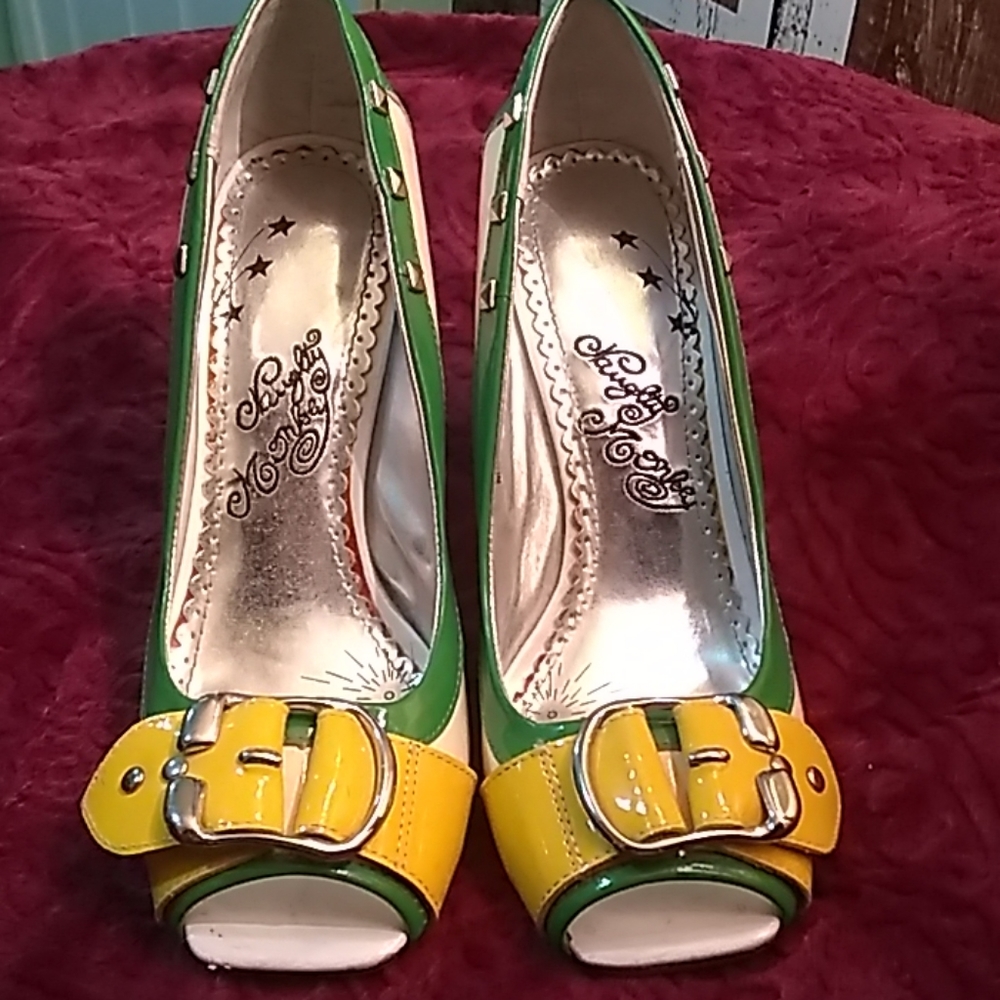 Retro yellow and green stud heels